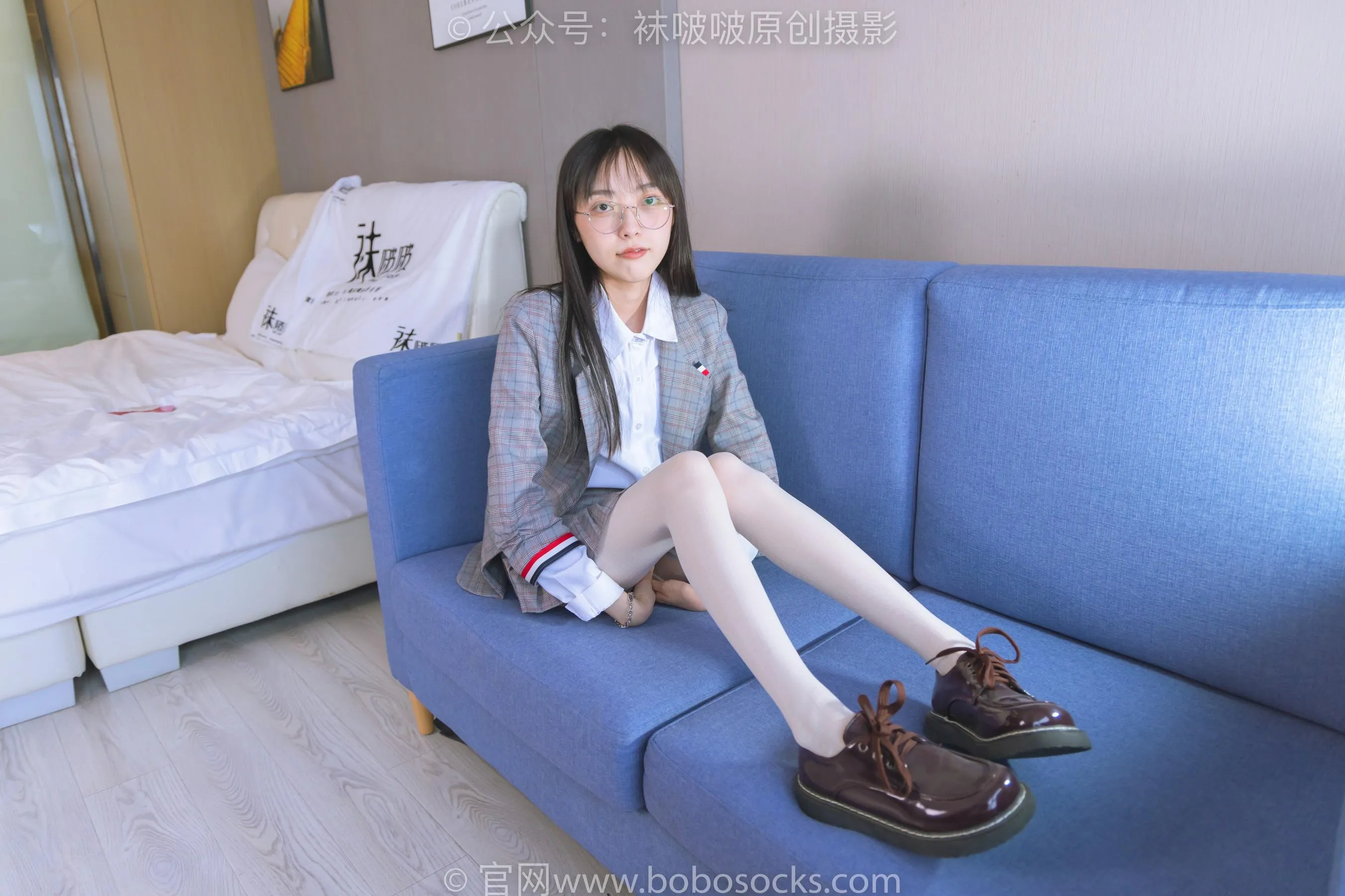 [BoBoSocks袜啵啵]NO.202 稚予-皮鞋、白色蕾丝丝袜、ol风 [87P]插图5